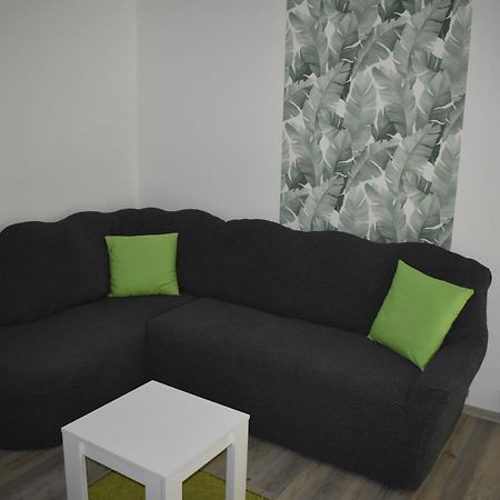 Frezia Apartman Mako Exterior photo
